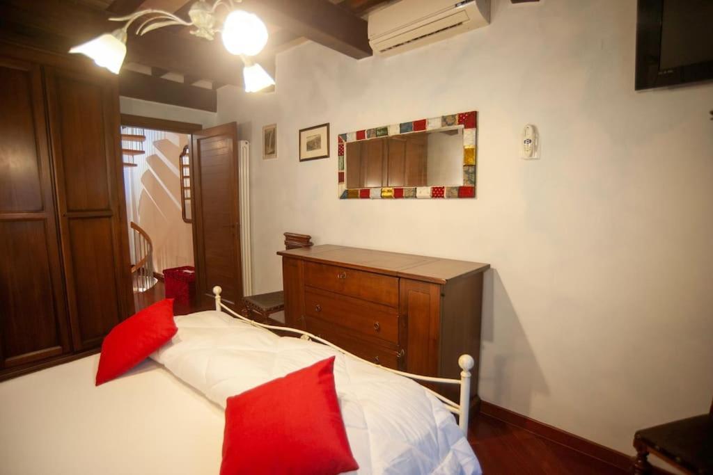 Apartamento Casa Dell'Oliveto "Parcheggio Gratuito" Narni Exterior foto